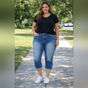 Jennifer Lopez Blue Stonewashed Capri Zipper Accent Stretch Jeans Size 16